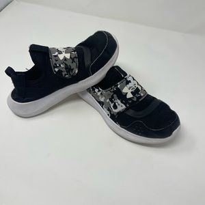 Under armour youth boys size 3y